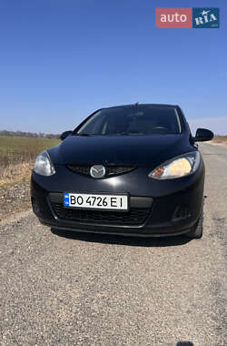 Хэтчбек Mazda 2 2007 в 