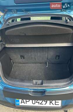 Хэтчбек Mazda 2 2012 в Запорожье