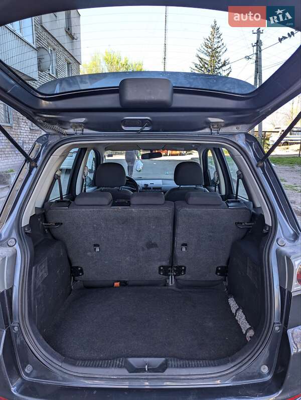 Хэтчбек Mazda 2 2007 в Каменском фото 13 Хэтчбек Mazda 2 2007 в Каменском