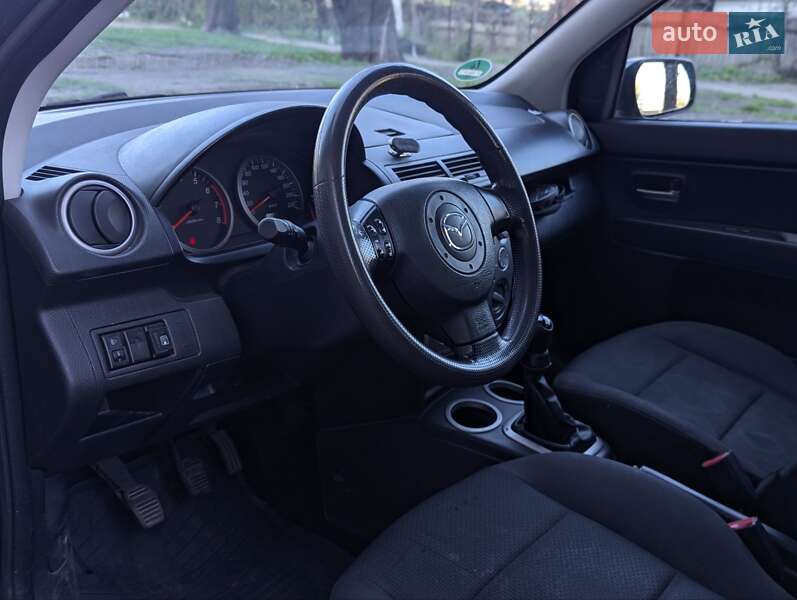 Хэтчбек Mazda 2 2007 в Каменском фото 14 Хэтчбек Mazda 2 2007 в Каменском