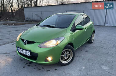 Хэтчбек Mazda 2 2008 в Дунаевцах