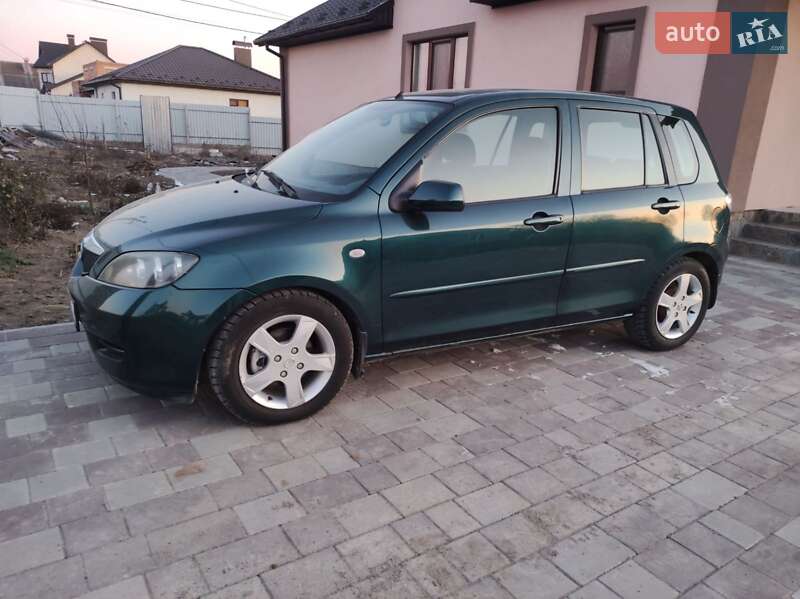 Хэтчбек Mazda 2 2006 в Виннице