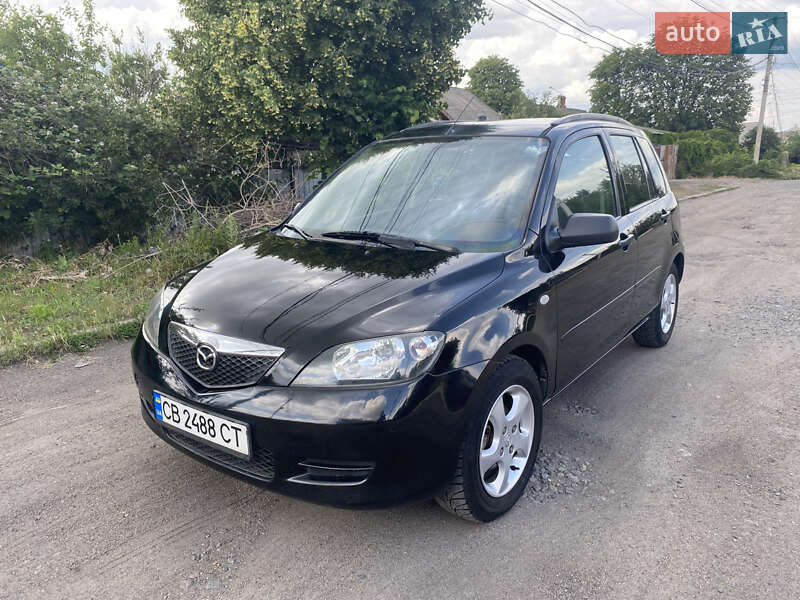 Хэтчбек Mazda 2 2004 в 