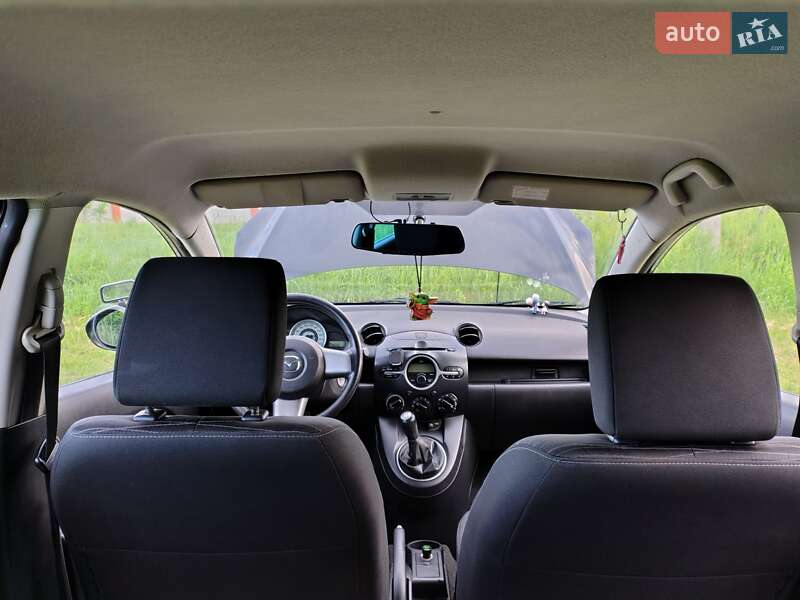 Хетчбек Mazda 2 2008 в Києві