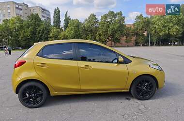 Хэтчбек Mazda 2 2008 в Лозовой