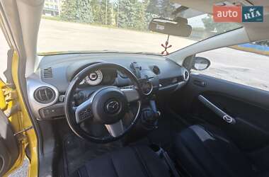 Хэтчбек Mazda 2 2008 в Лозовой