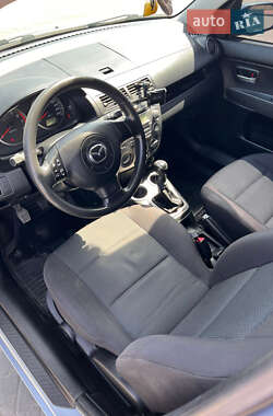 Хэтчбек Mazda 2 2007 в 