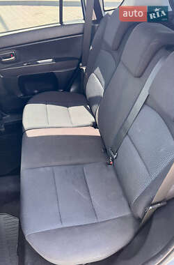 Хэтчбек Mazda 2 2007 в 