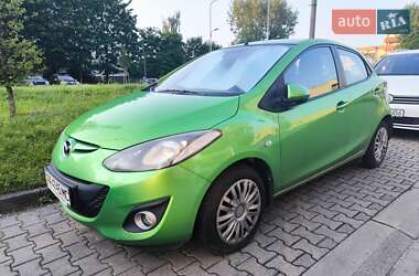 Хэтчбек Mazda 2 2011 в Киеве