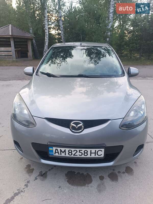 Mazda 2 2009