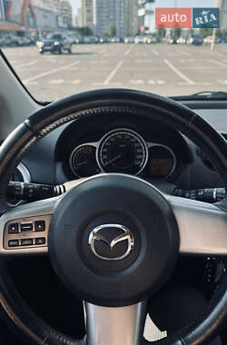 Хетчбек Mazda 2 2008 в 