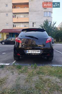 Хэтчбек Mazda 2 2011 в 