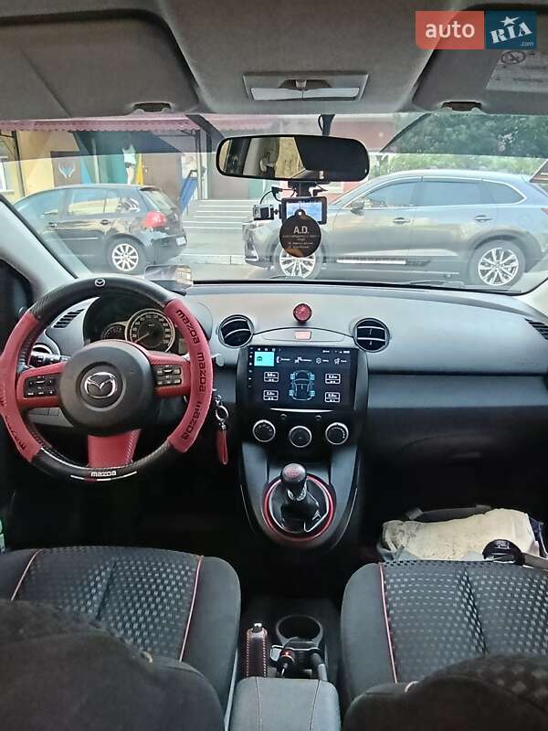 Хэтчбек Mazda 2 2011 в Полтаве фото 5 Хэтчбек Mazda 2 2011 в Полтаве