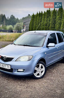 Хэтчбек Mazda 2 2005 в 