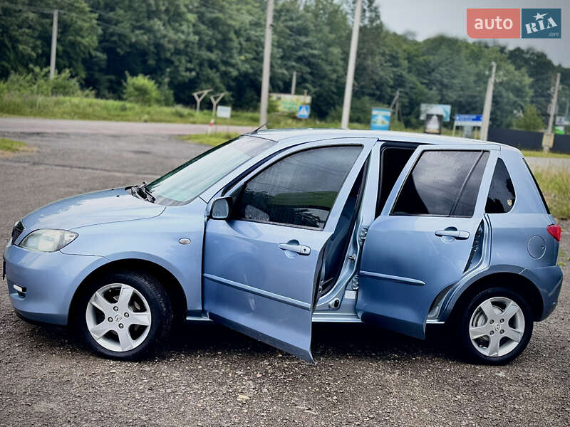 Хетчбек Mazda 2 2005 в Бориславі