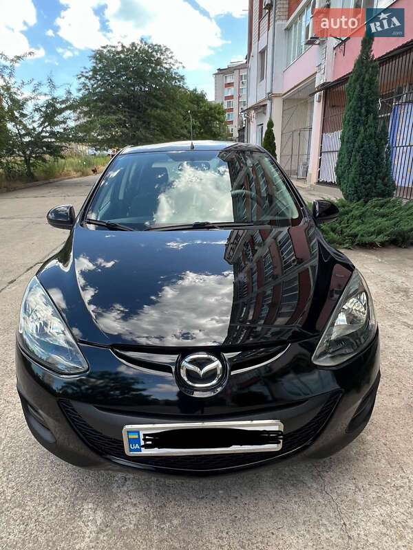 Хэтчбек Mazda 2 2013 в Одессе
