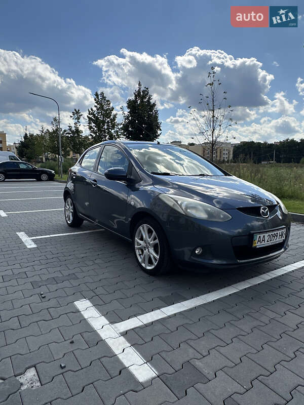 Mazda 2 2008