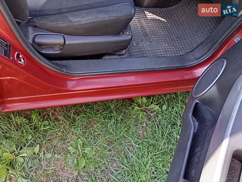 Хэтчбек Mazda 2 2008 в Львове