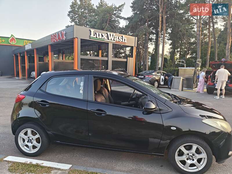 Mazda 2 2008