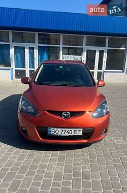 Седан Mazda 2 2008 в Кременце