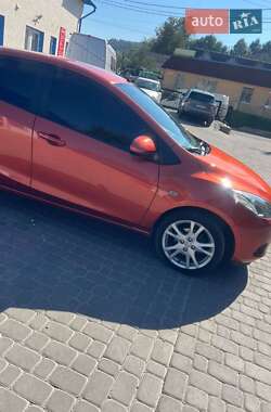 Седан Mazda 2 2008 в 
