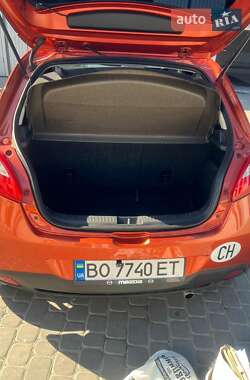 Седан Mazda 2 2008 в 