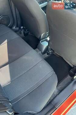 Седан Mazda 2 2008 в 