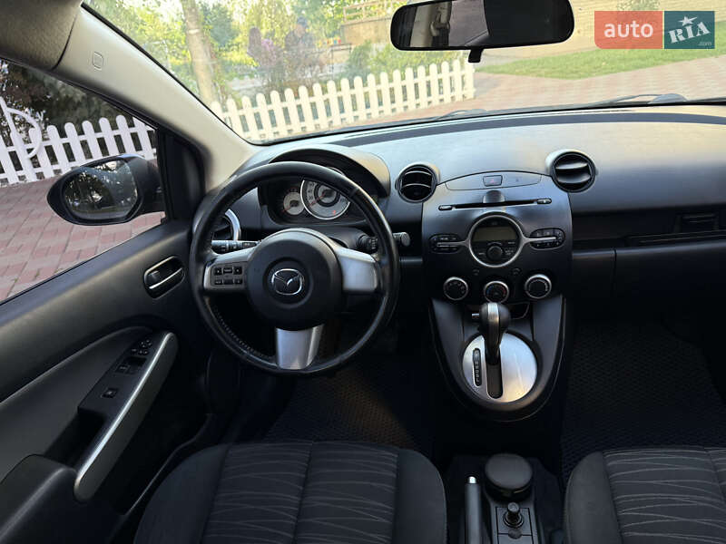 Хетчбек Mazda 2 2008 в Києві