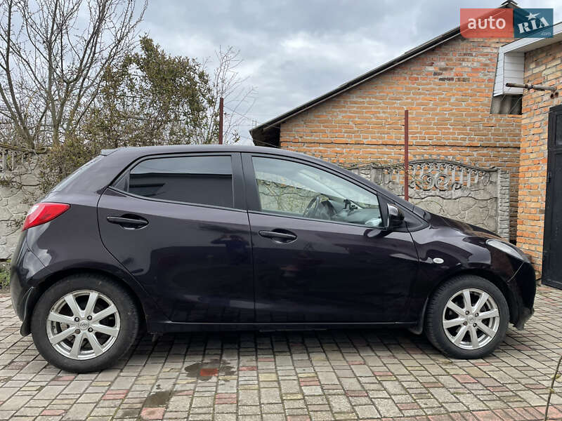 Хетчбек Mazda 2 2009 в Львові