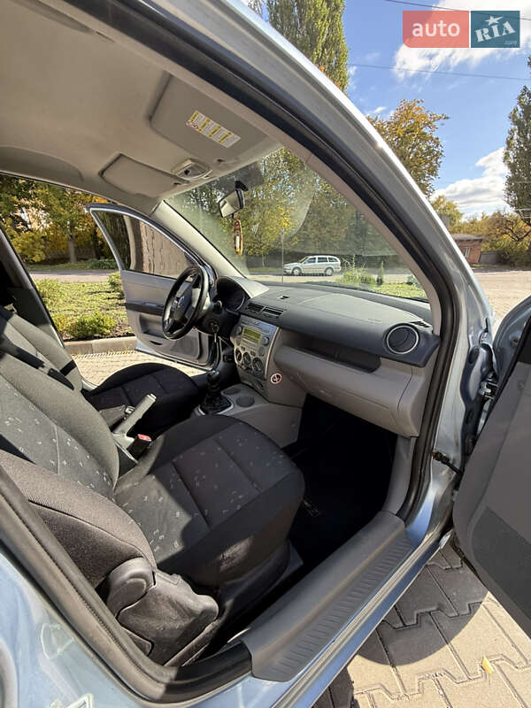 Хетчбек Mazda 2 2004 в Жмеринці