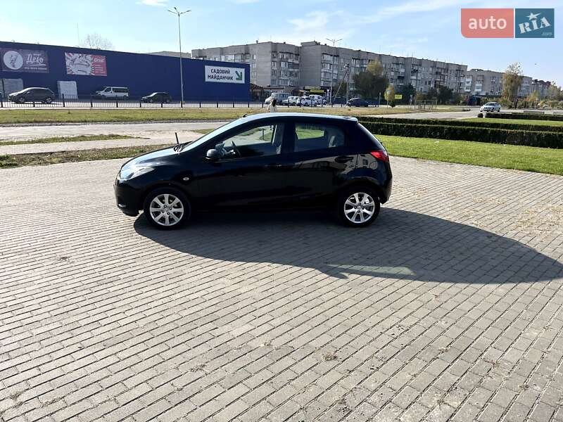 Хэтчбек Mazda 2 2009 в Славуте фото 18 Хэтчбек Mazda 2 2009 в Славуте