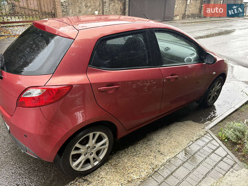 Хэтчбек Mazda 2 2008 в Киеве
