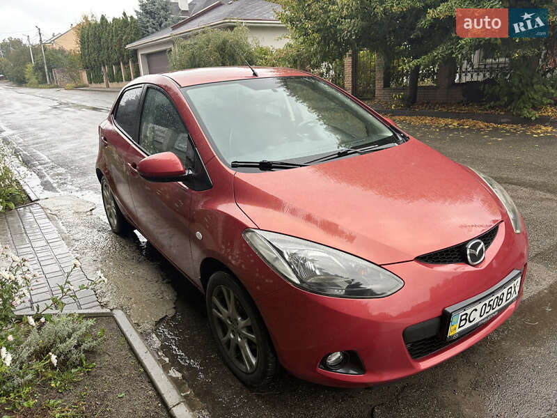 Хэтчбек Mazda 2 2008 в Киеве