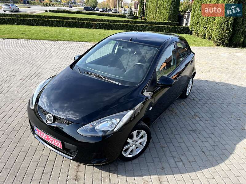 Хэтчбек Mazda 2 2009 в Славуте