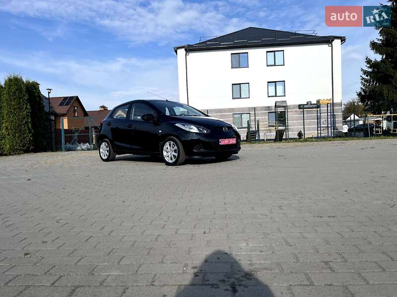 Хэтчбек Mazda 2 2009 в Славуте