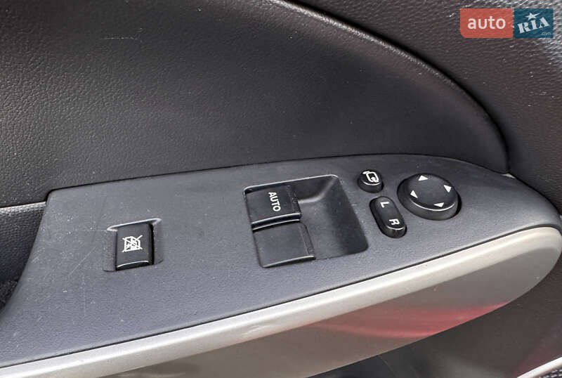 Хетчбек Mazda 2 2008 в Одесі