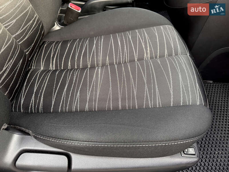 Хетчбек Mazda 2 2008 в Одесі