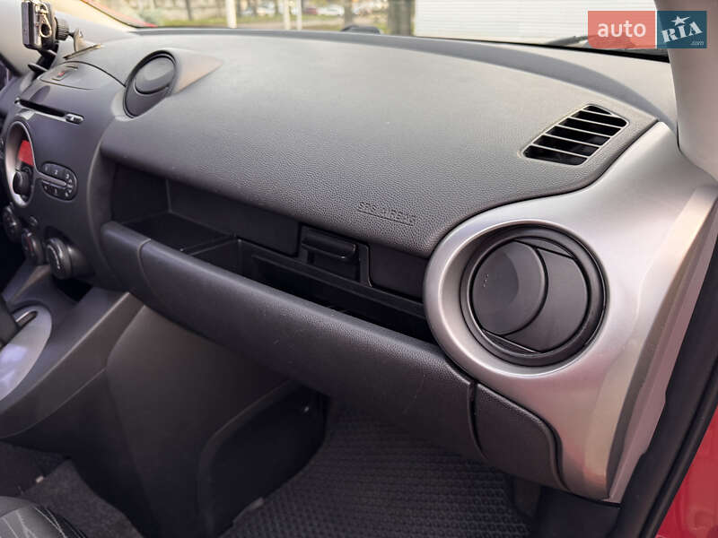 Хетчбек Mazda 2 2008 в Одесі