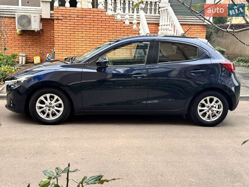 Хетчбек Mazda 2 2016 в Одесі фото 3 Хетчбек Mazda 2 2016 в Одесі