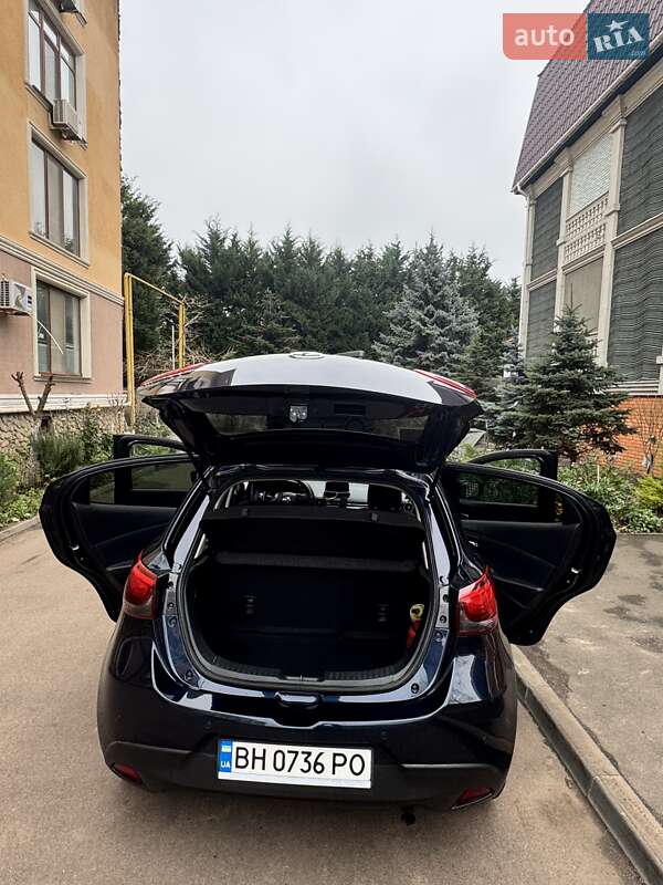 Хетчбек Mazda 2 2016 в Одесі фото 11 Хетчбек Mazda 2 2016 в Одесі