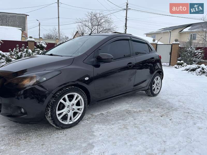 Хетчбек Mazda 2 2008 в Києві