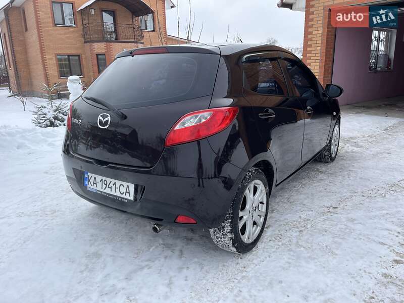 Хетчбек Mazda 2 2008 в Києві