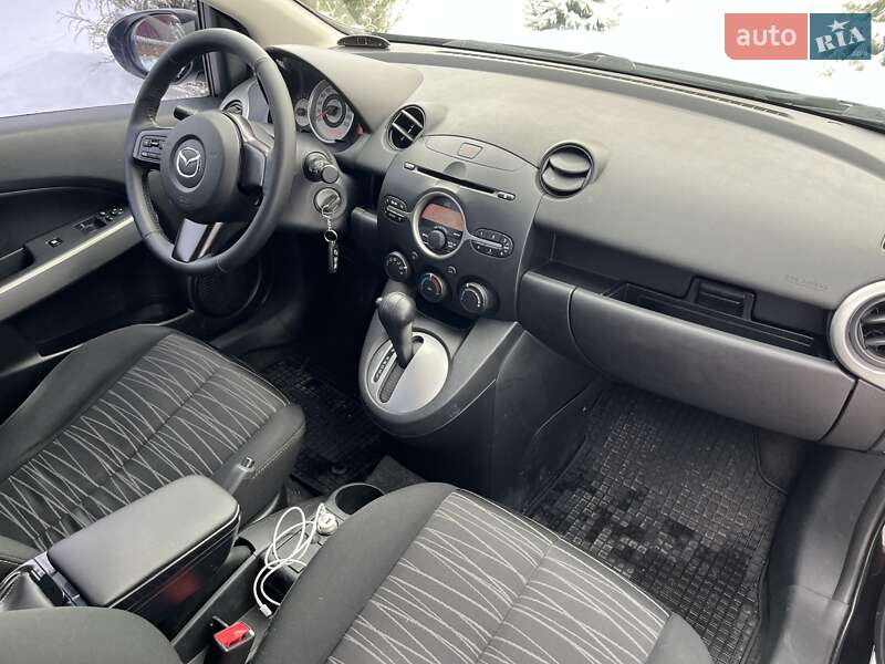 Хетчбек Mazda 2 2008 в Києві