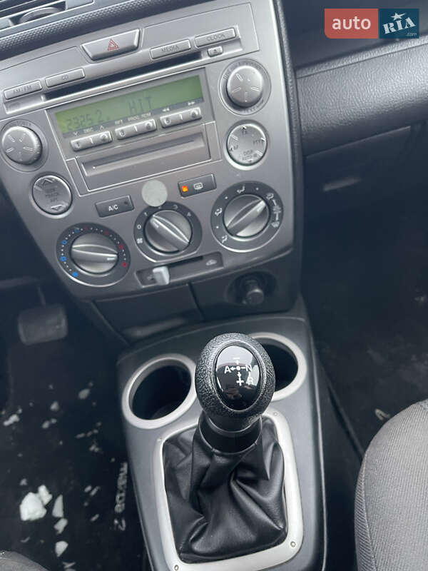 Хетчбек Mazda 2 2006 в Львові фото 32 Хетчбек Mazda 2 2006 в Львові