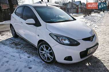 Хэтчбек Mazda 2 2008 в Полтаве