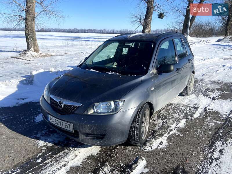Хетчбек Mazda 2 2004 в Києві