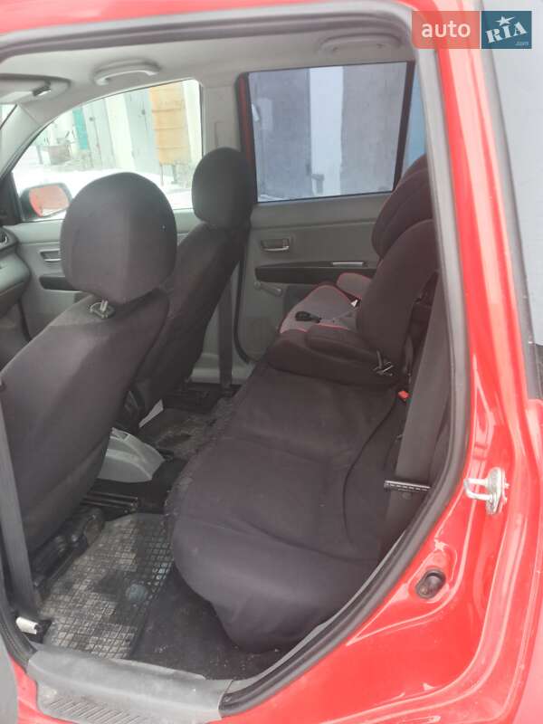 Хэтчбек Mazda 2 2004 в Умани