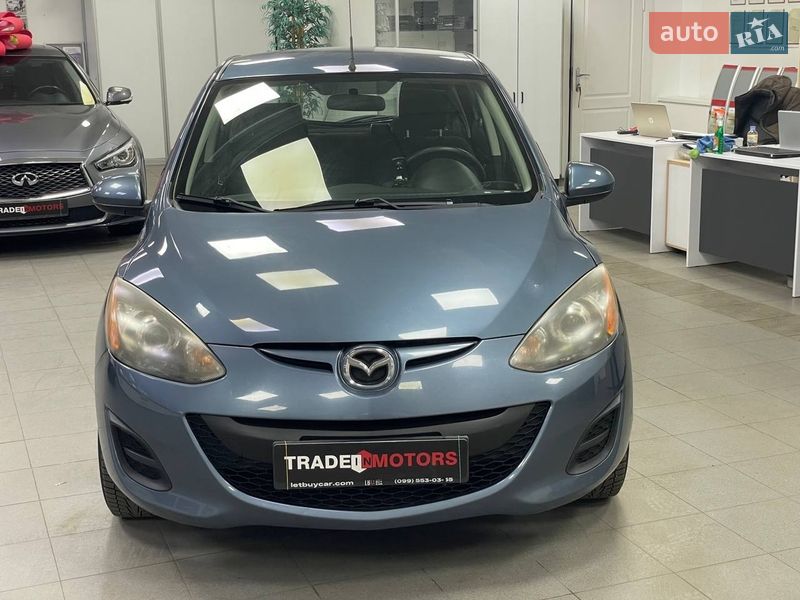 Хэтчбек Mazda 2 2013 в Киеве