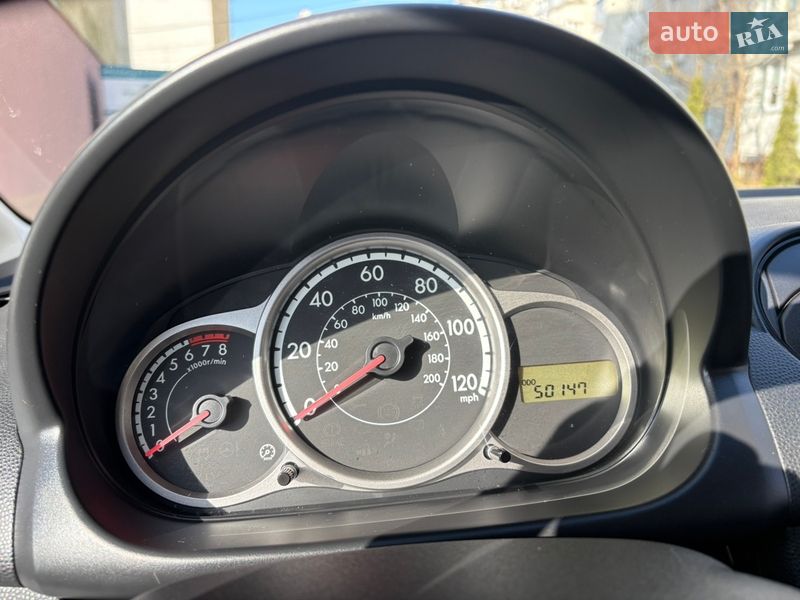 Хэтчбек Mazda 2 2012 в Львове