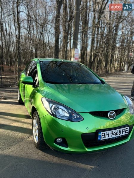 Хэтчбек Mazda 2 2008 в Одессе
